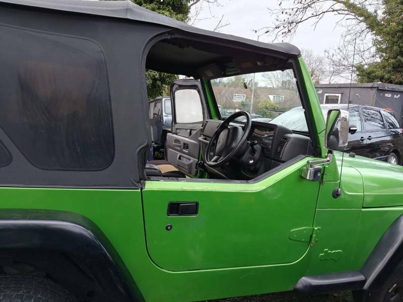 Jeep Wrangler 4.0 Sport Soft Top 4X4 Black #10