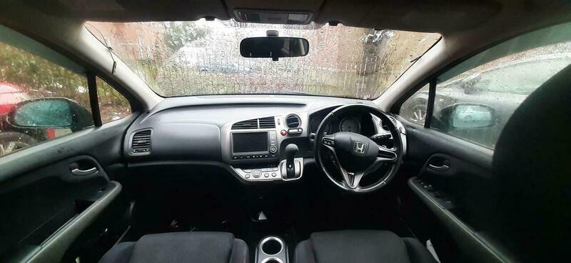 Honda Stream 1.7 I-vtec Se Black #7
