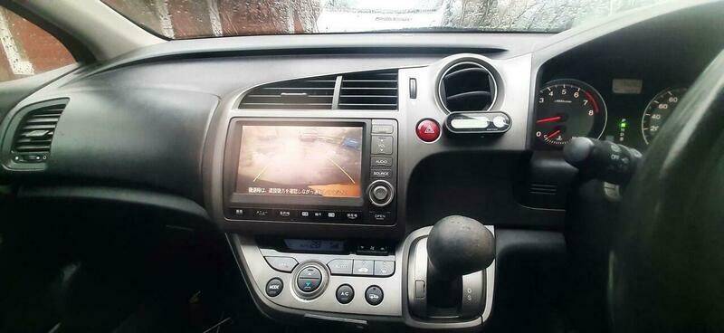 Honda Stream 1.7 I-vtec Se Black #8