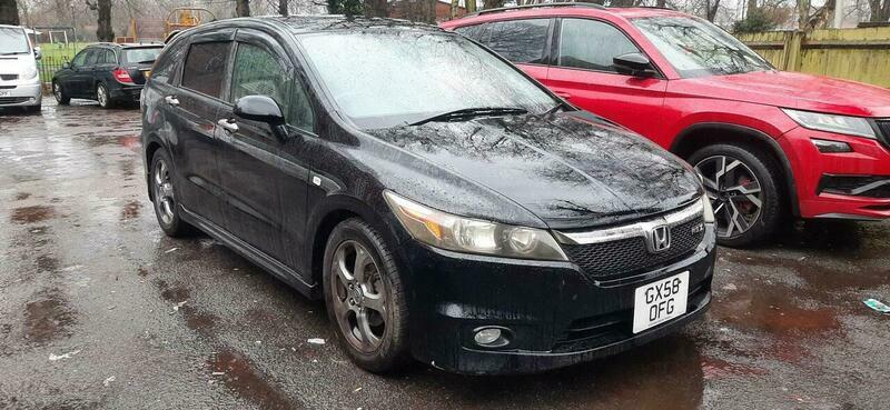 Honda Stream 1.7 I-vtec Se Black #1