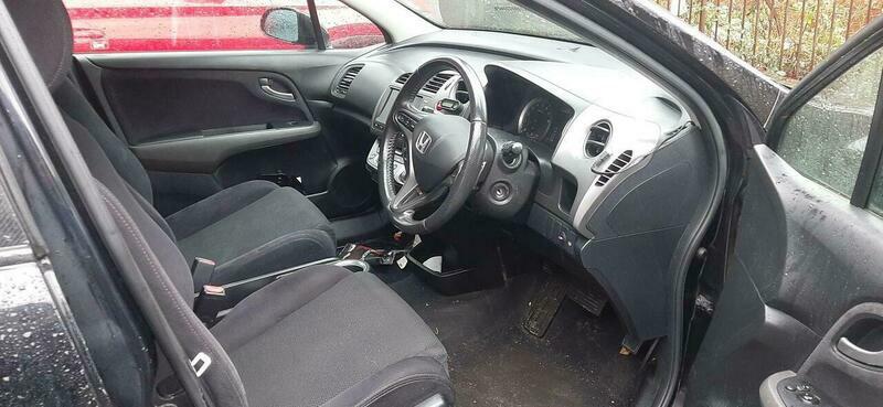 Honda Stream 1.7 I-vtec Se Black #10