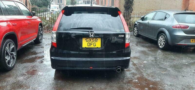 Honda Stream 1.7 I-vtec Se Black #5