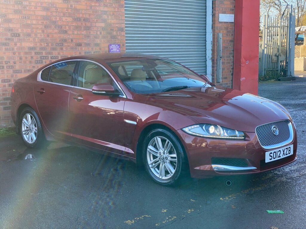 Jaguar XF 2.2D Luxury Euro 5 Ss SO12XZB Red #4