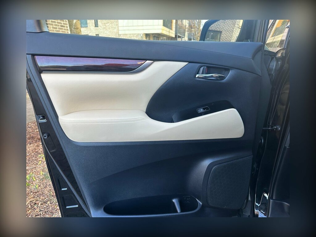 Toyota Vellfire Executive Lounge Awd Hybrid Car VX Bimta 2.4 White #18