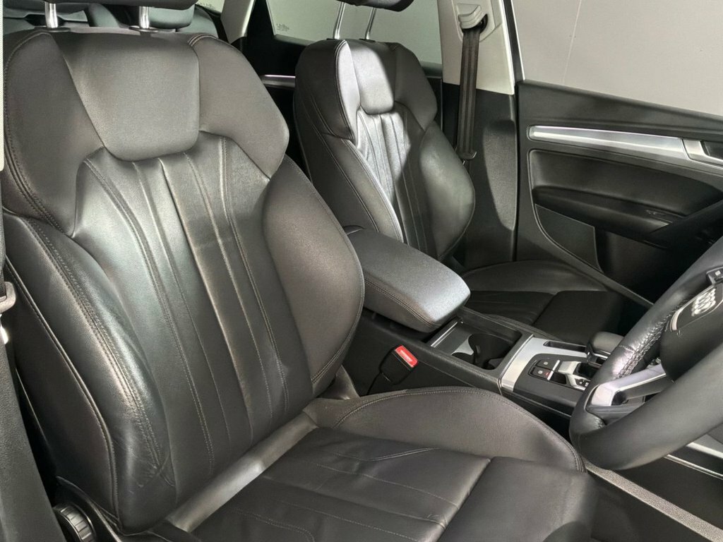 Audi Q5 2L Sport Blue