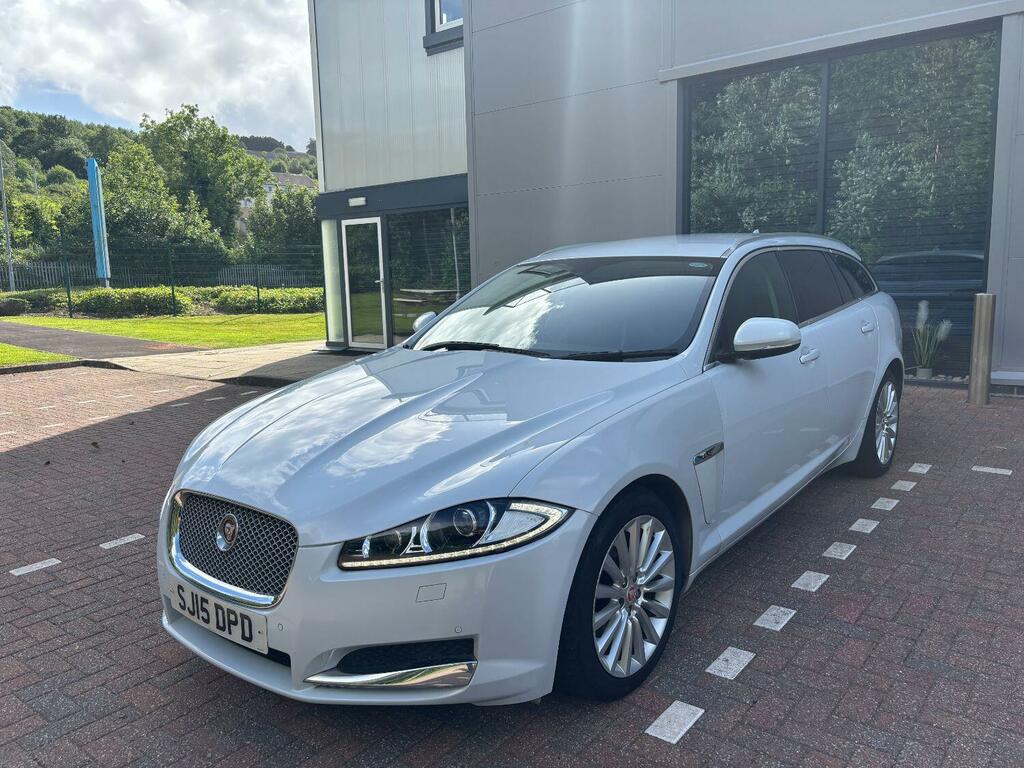 Jaguar XF 2.2 D Luxury White