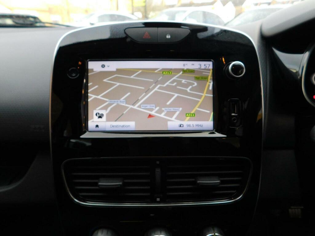 Renault Clio Hatchback 0.9 Tce Dynamique Nav Euro 6 Ss LX17OAZ Black #2