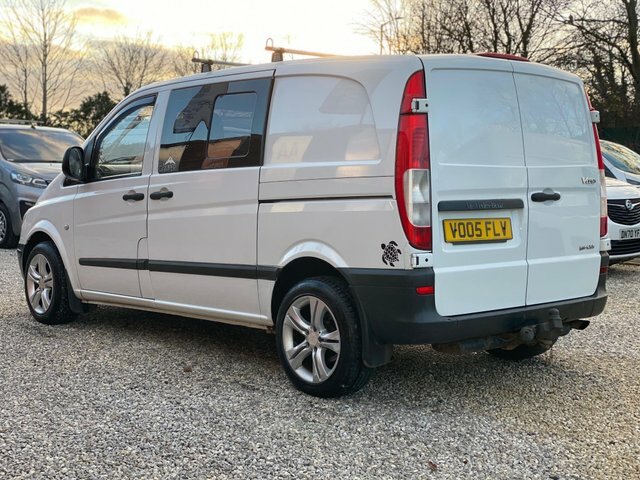 Mercedes-Benz Vito Vito 109 Cdi Compact Red #5