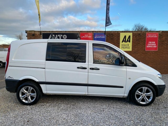 Mercedes-Benz Vito Vito 109 Cdi Compact Red #3