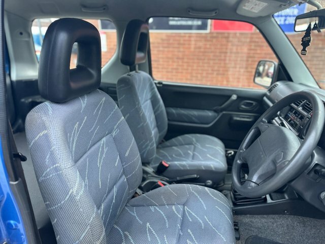 Suzuki Jimny 1.3 Mode Red #20