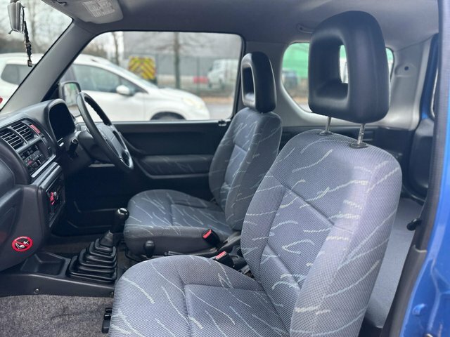 Suzuki Jimny 1.3 Mode Red #31