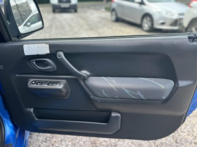 Suzuki Jimny 1.3 Mode Red #19