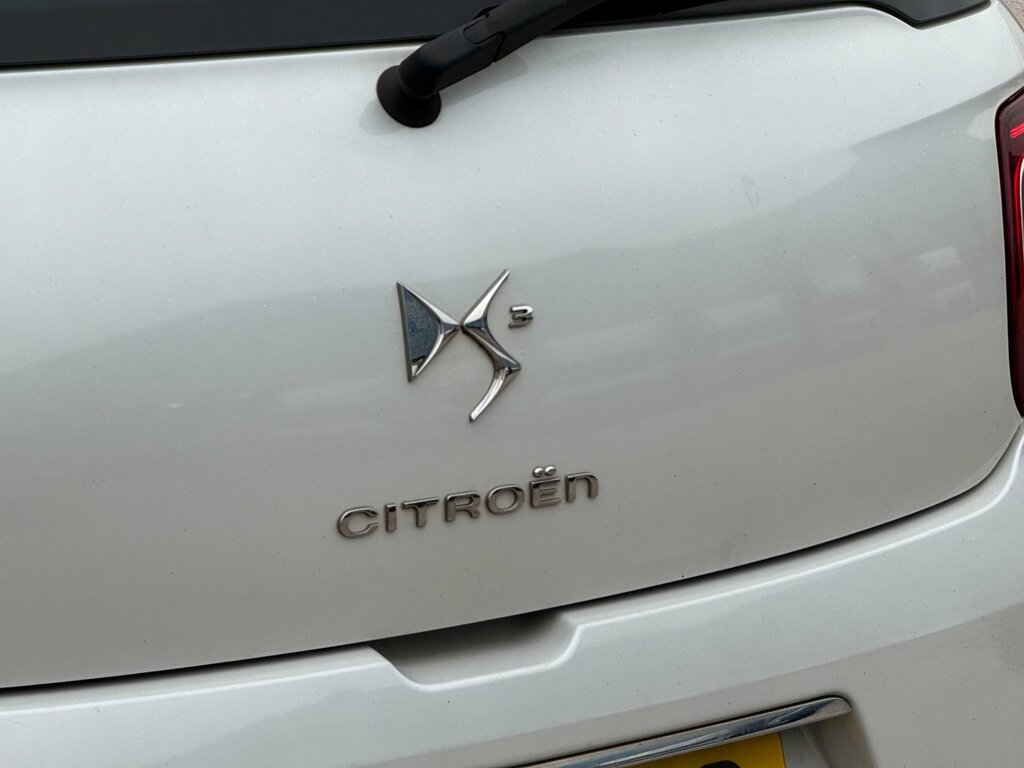 Citroen DS3 1.6 Thp Dstyle Techno Hatchback YA14GVG White #6