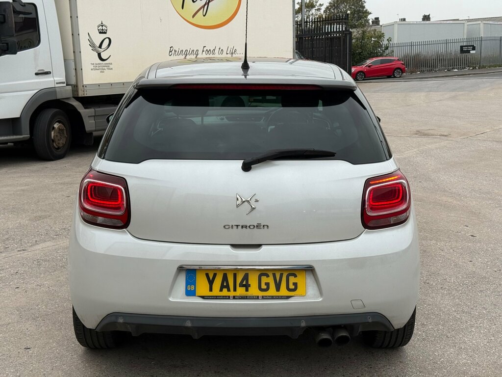 Citroen DS3 1.6 Thp Dstyle Techno Hatchback YA14GVG White #5