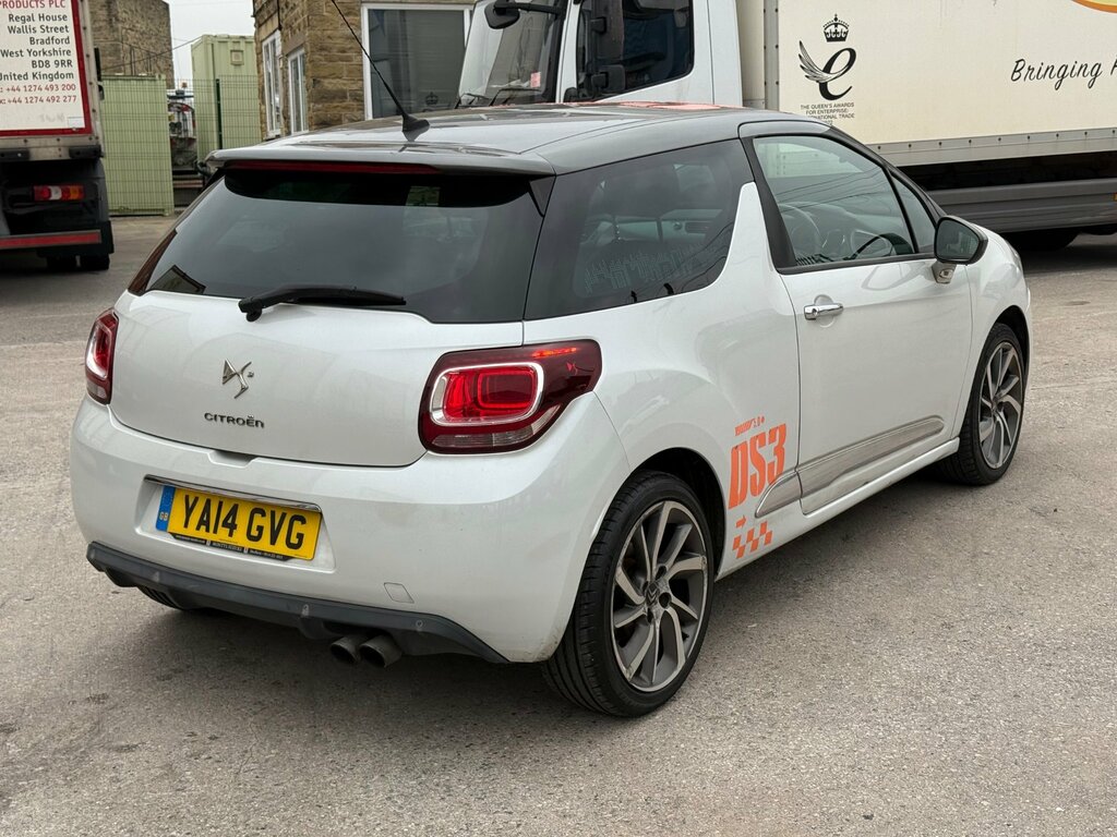 Citroen DS3 1.6 Thp Dstyle Techno Hatchback YA14GVG White #3