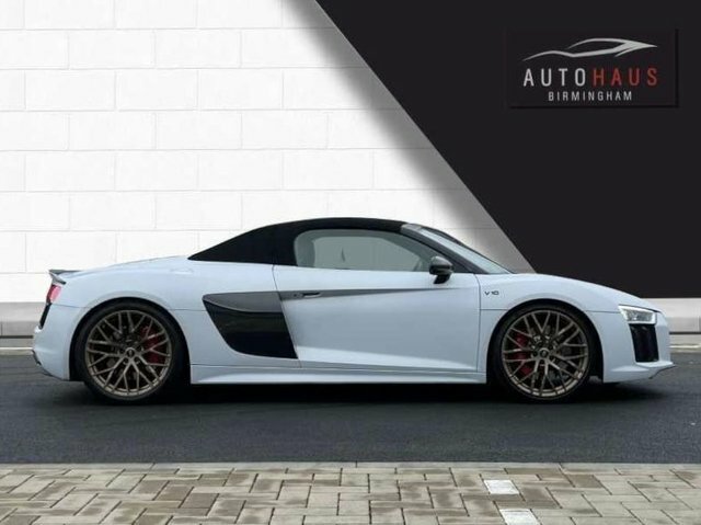 Audi R8 5.2 Spyder V10 Quattro 533 Bhp Black #6