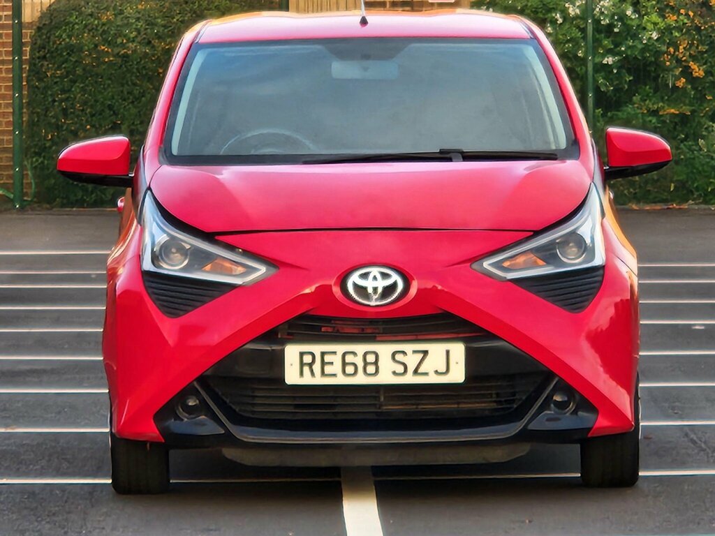 Toyota Aygo 1.0 Vvt-i X Euro 6 RE68SZJ Red #2