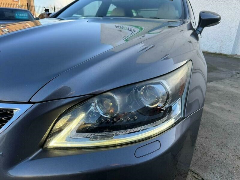 Lexus LS Luxury Black #62
