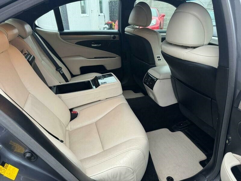 Lexus LS Luxury Black #97