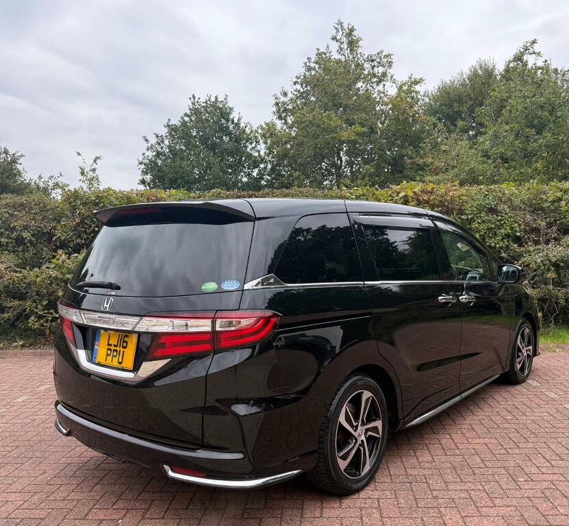 Honda Odyssey Active Hybrid Mpv Silver #8