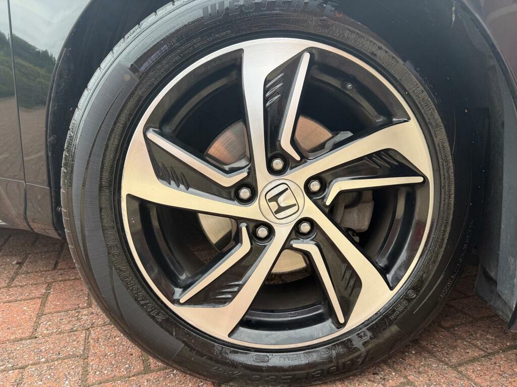 Honda Odyssey Active Hybrid Mpv Silver #16