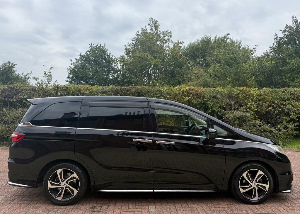 Honda Odyssey Active Hybrid Mpv Silver #17