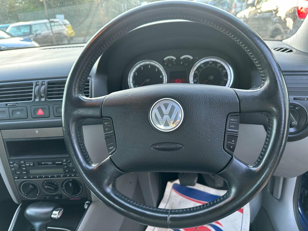 Volkswagen Bora Bora Tdi St Tiptronic Silver #32