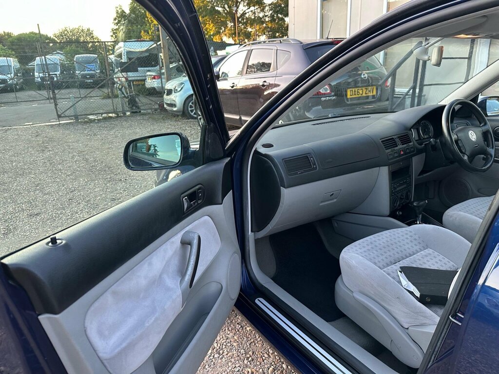 Volkswagen Bora Bora Tdi St Tiptronic Silver #21