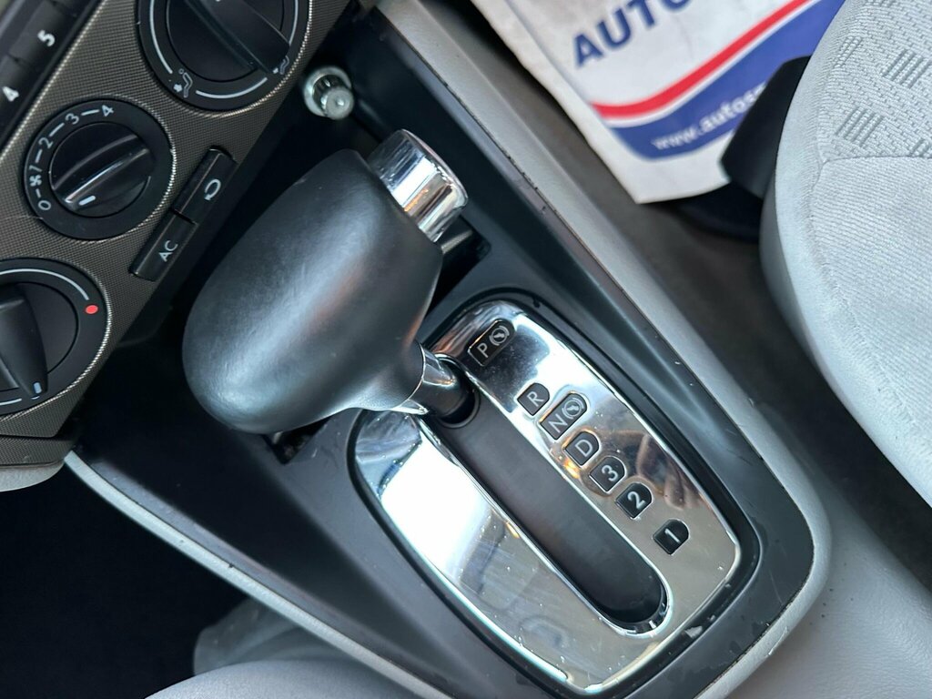 Volkswagen Bora Bora Tdi St Tiptronic Silver #40