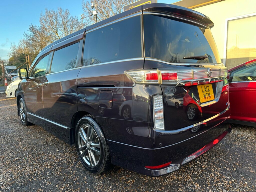 Nissan Elgrand 2012 Highway Star 2.5 Vvt-i S  #4