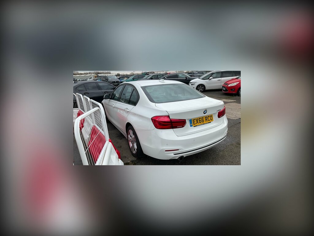 BMW 3 Series 1.5 318I Sport Saloon Euro 6 Ss White