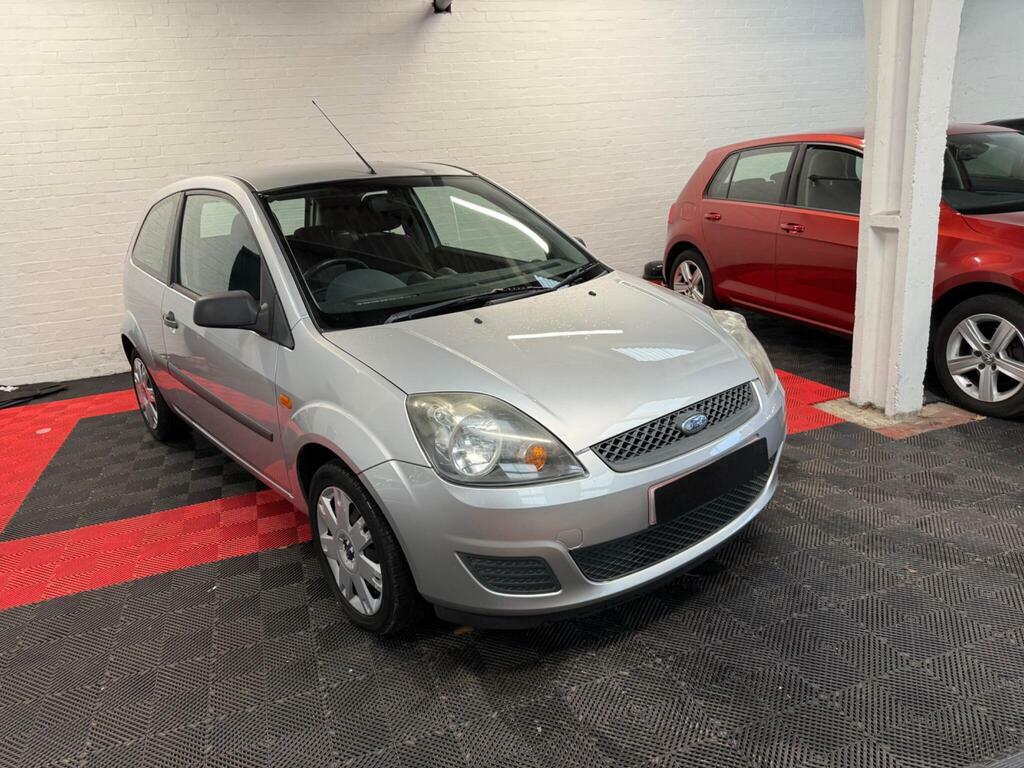 Ford Fiesta 1.25 Style Climate Silver