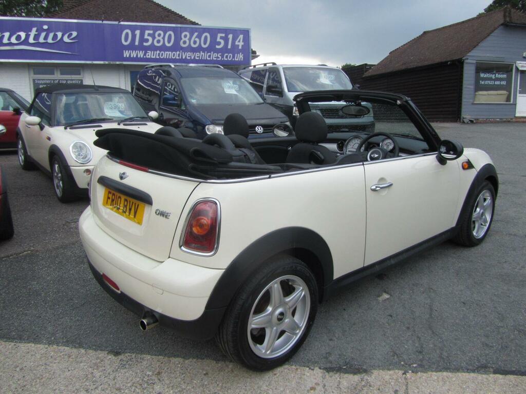 Mini Convertible Convertible 1.6 One Convertible 2010 FR10BVV White #4