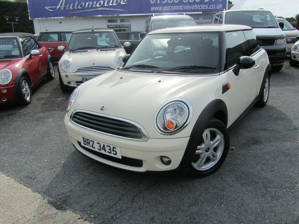 Mini Hatch Hatchback 1.4 First Hatch 2010 White