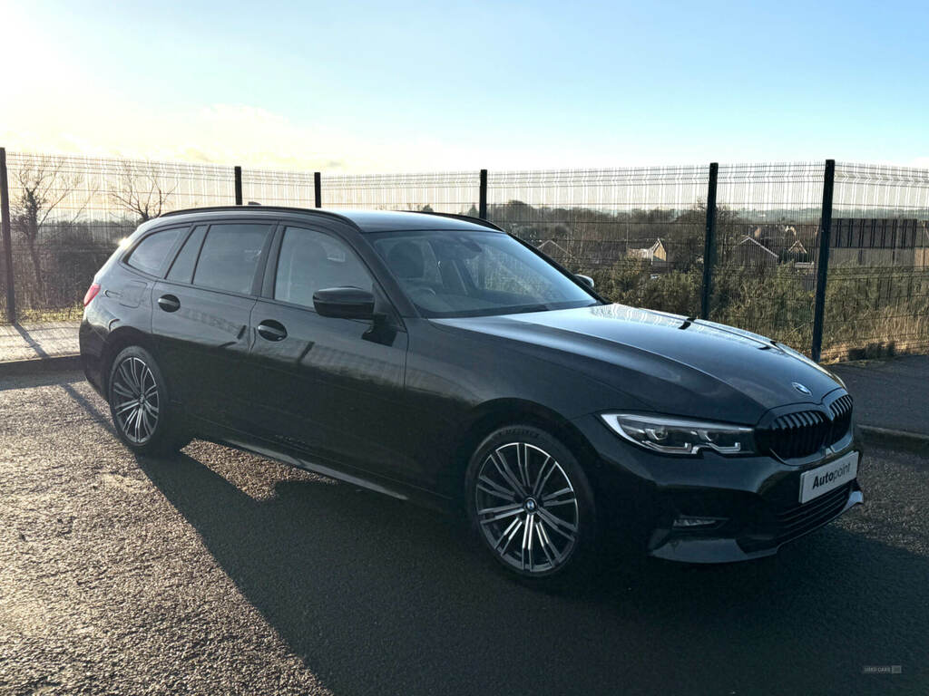 BMW 3 Series 318D Se Step PHZ696 Black #3