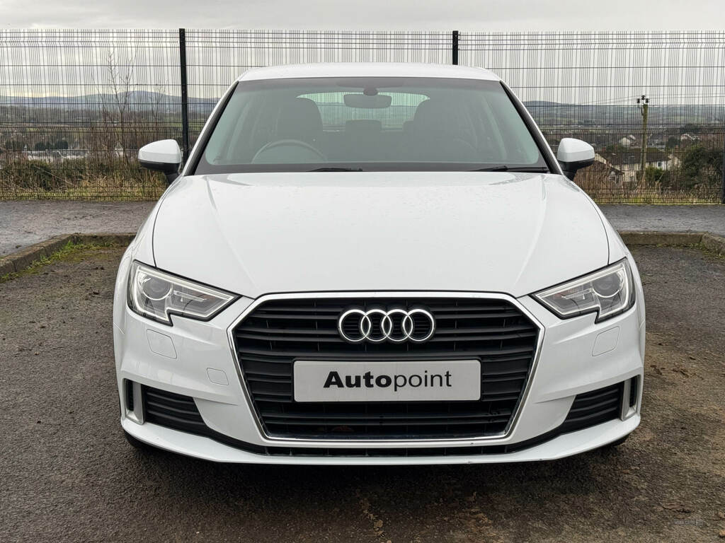 Audi A3 1.6 Tdi 116 Sport LK18PNN White #2