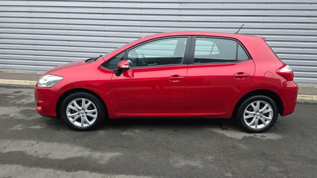 Toyota Auris 1.4 D-4d Tr Euro 5 RK61PFD Red #4