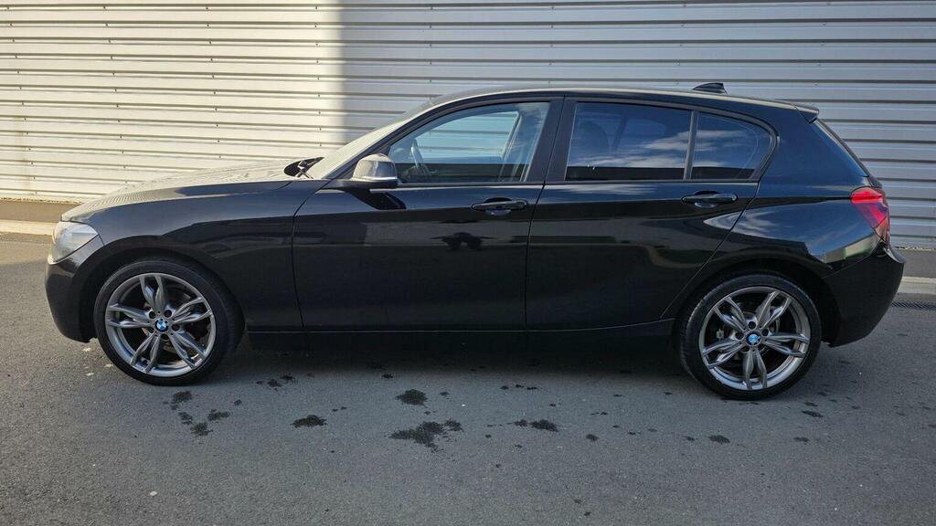 BMW 1 Series 2.0 116D Sport Euro 5 S S FH63FBE Black #4