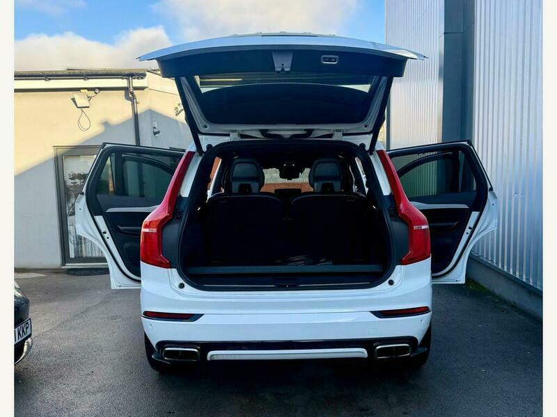 Volvo XC90 T8 Twin Engine R-design YP67JPV White #5