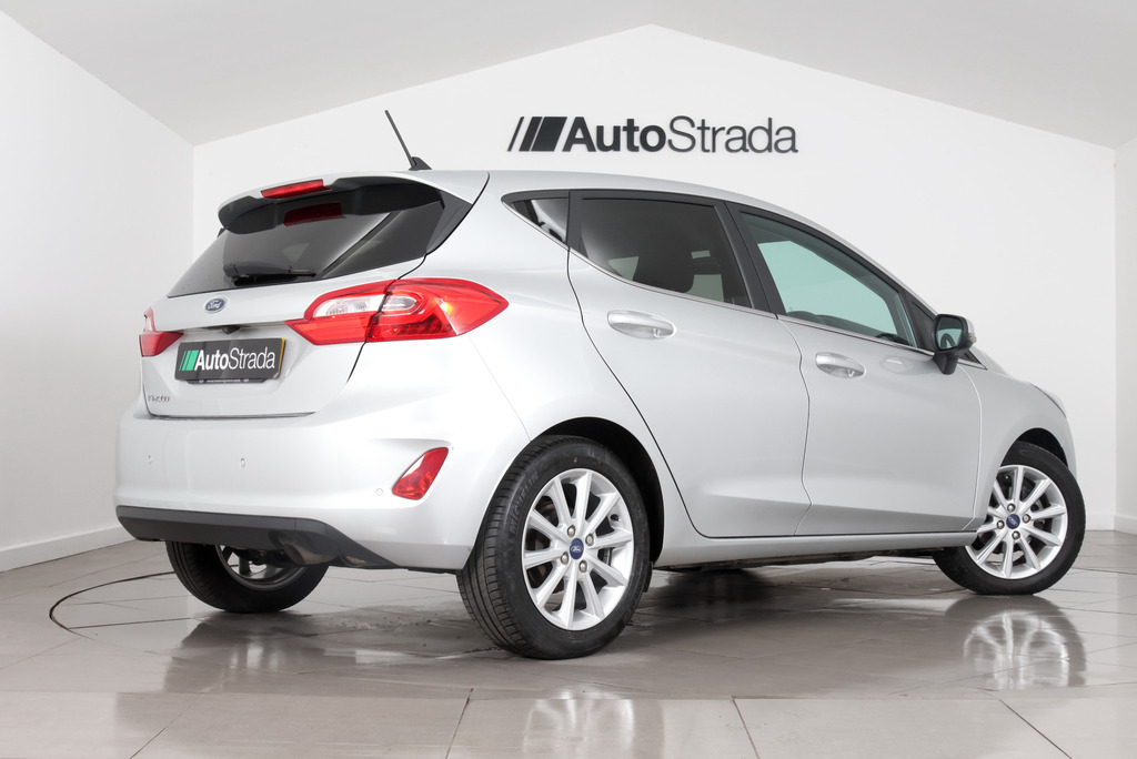 Ford Fiesta Titanium WM19XZK Silver #6