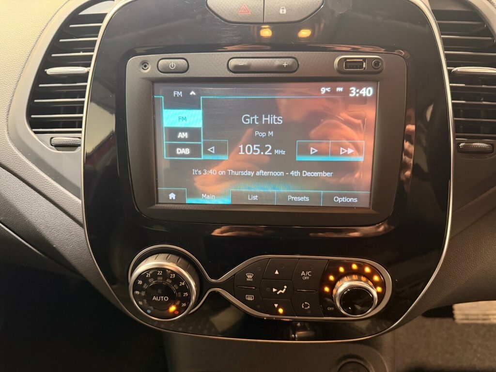 Renault Captur 1.5L Dynamique S Nav NA67FGO Red #3