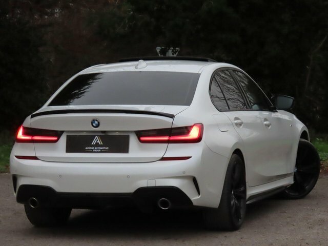 BMW 3 Series Automatic VK69VSC White #5