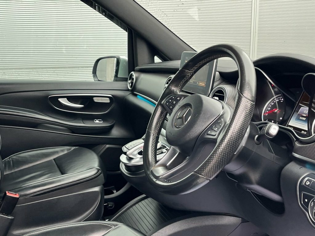 Mercedes-Benz V Class 2.2L Amg Line Silver #5