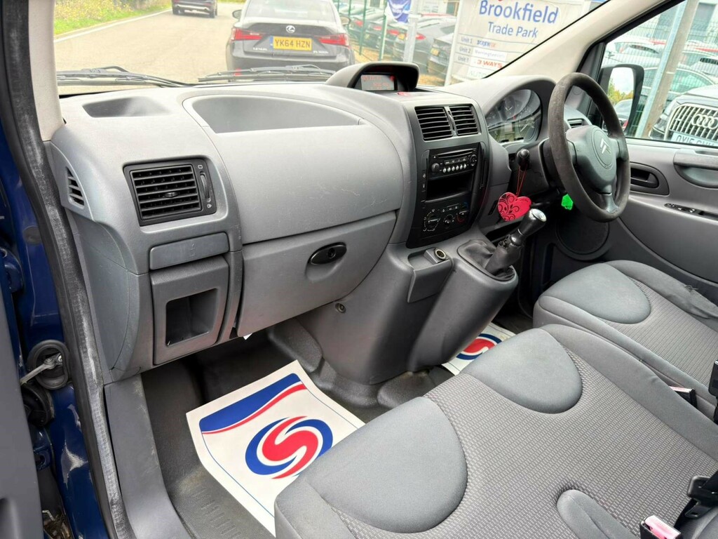 Citroen Dispatch Citroen Dispatch 1.6 1000 Hdi Panel Van Red #18