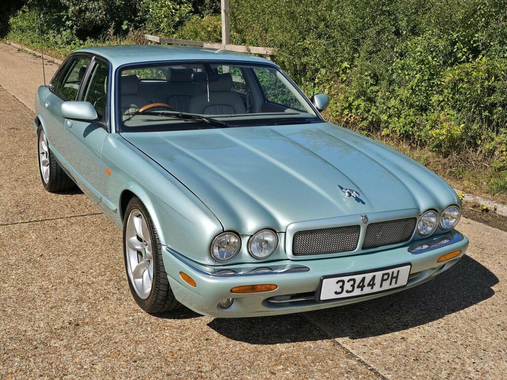 Jaguar XJ 2015 3.0 D V6 Portfolio 275 Bhp Grey #20