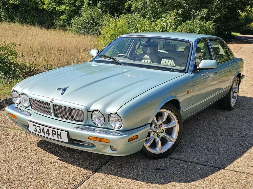 Jaguar XJ 2015 3.0 D V6 Portfolio 275 Bhp Grey #16