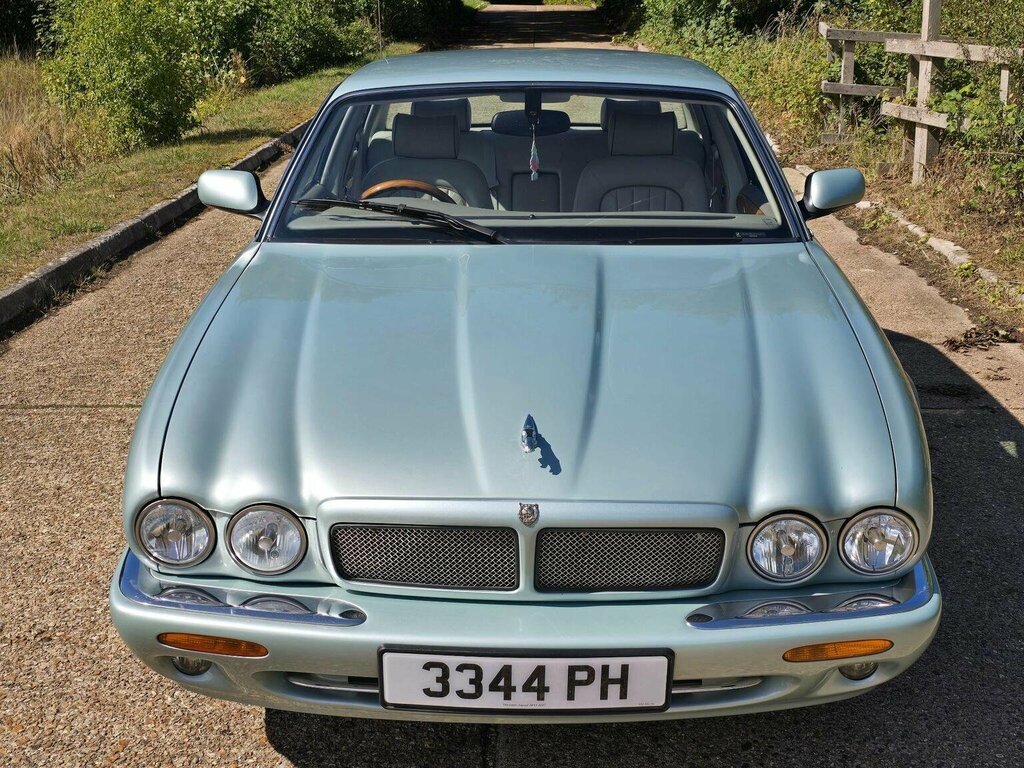 Jaguar XJ 2015 3.0 D V6 Portfolio 275 Bhp Grey #11