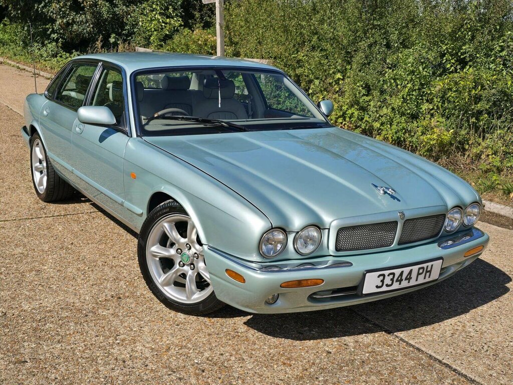 Jaguar XJ 2015 3.0 D V6 Portfolio 275 Bhp Grey #15
