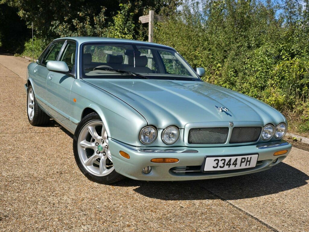 Jaguar XJ 2015 3.0 D V6 Portfolio 275 Bhp Grey #14