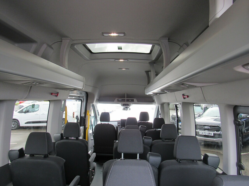 Ford Transit Custom 460 Ecoblue Limited 17 Seater Minibus 165 Bhp Sat CN74NKD Silver #4